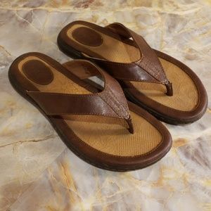 B.O.C Flip Flop Sandals in camel and brown